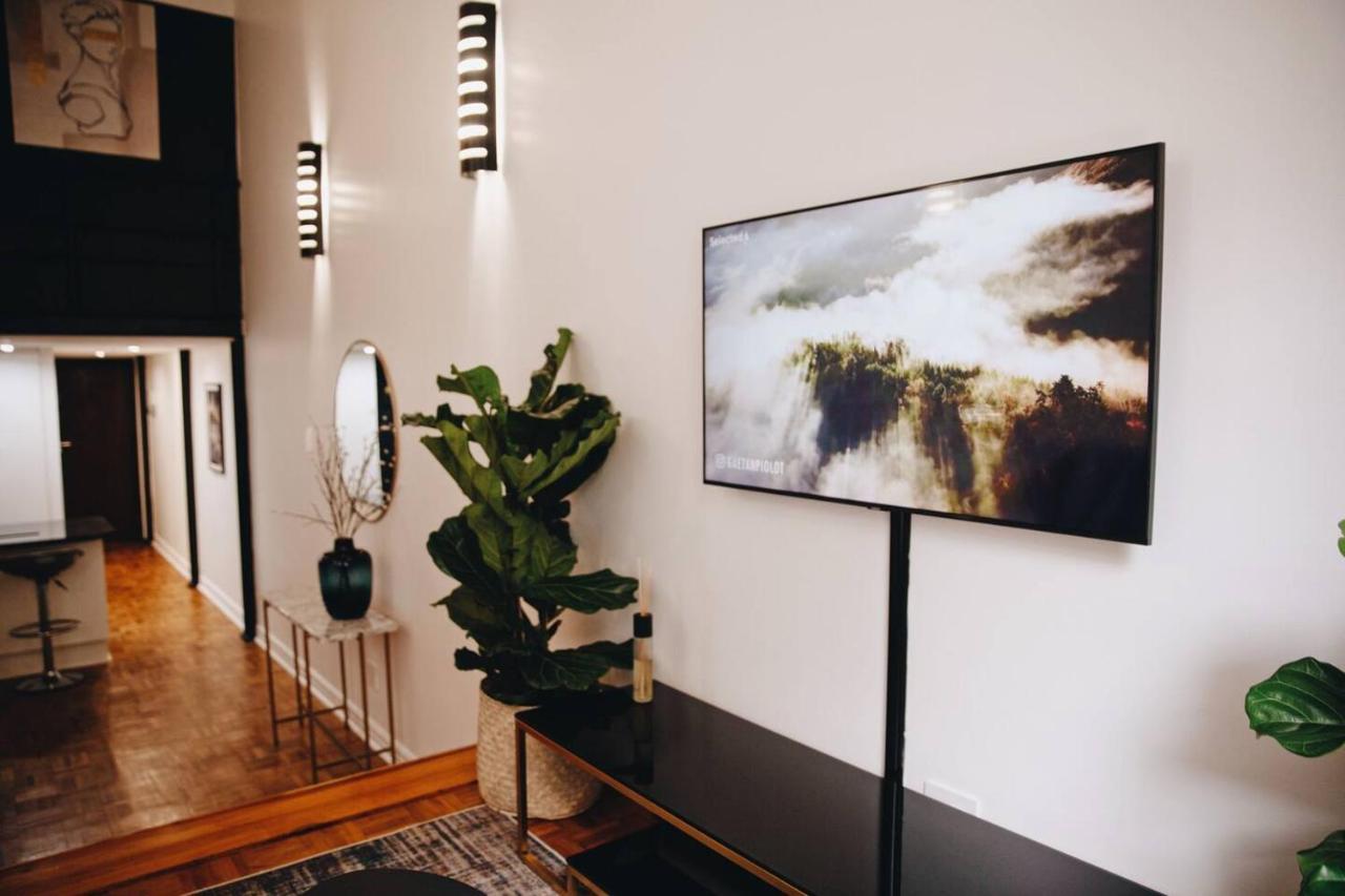 Apartment Duplex Delight *